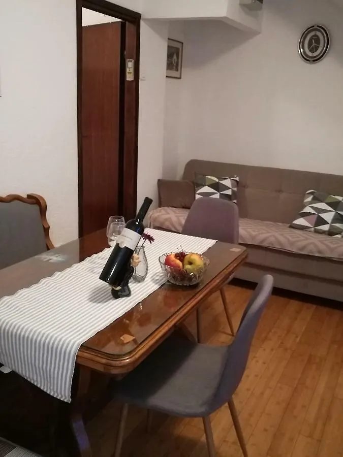 Radun Daire Split Hırvatistan